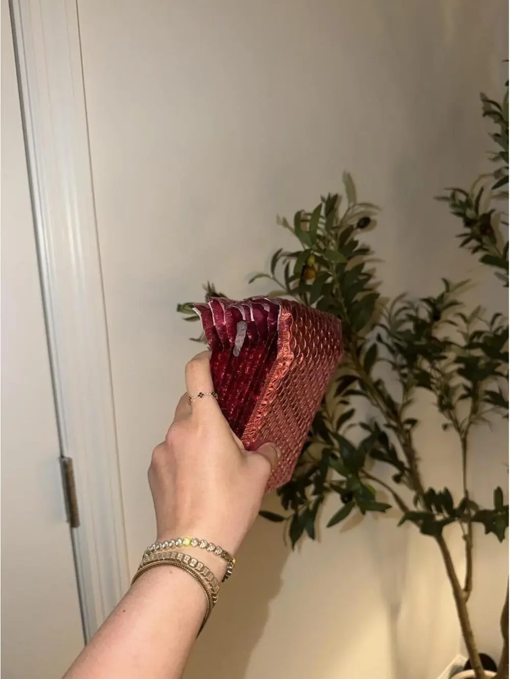9 pink metallic bubble mailers